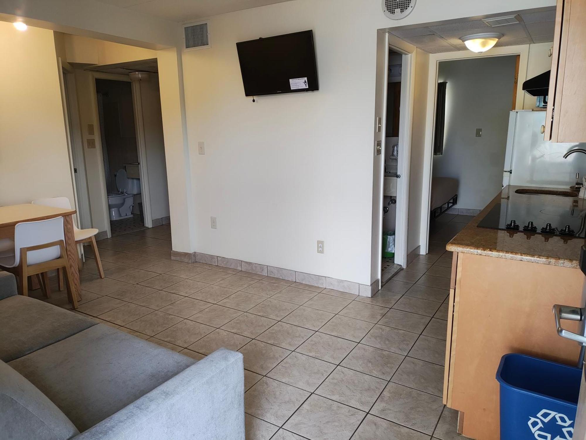 Condor - Block Motel